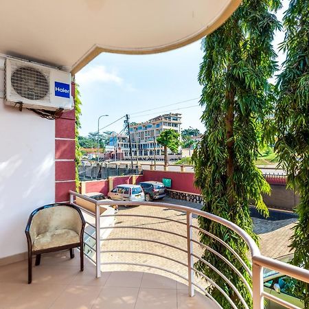 Entebbe Traveller'S Hotel Esterno foto